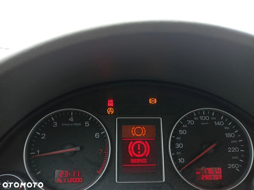 Audi A4 Avant 1.8T - 13