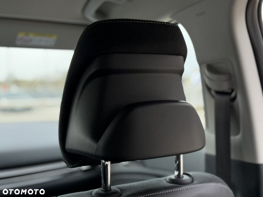 Kia Sportage 1.6 T-GDI HEV Business Line 2WD - 37