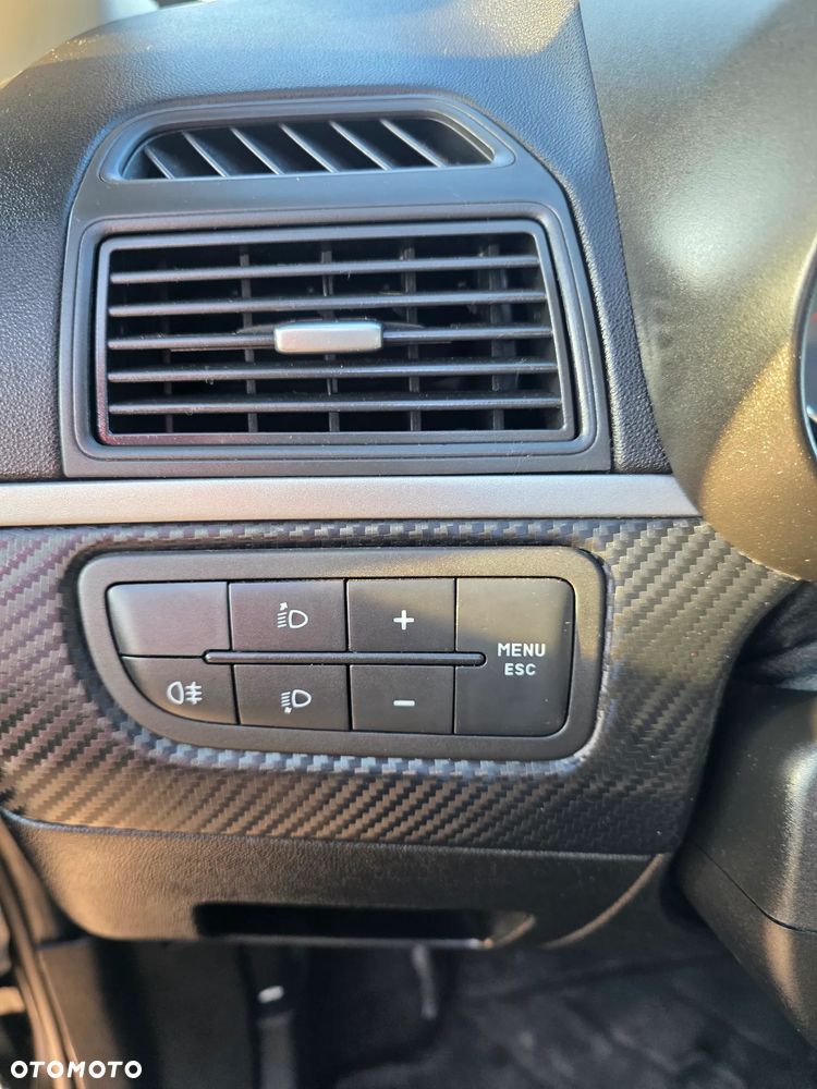 Fiat Grande Punto - 13