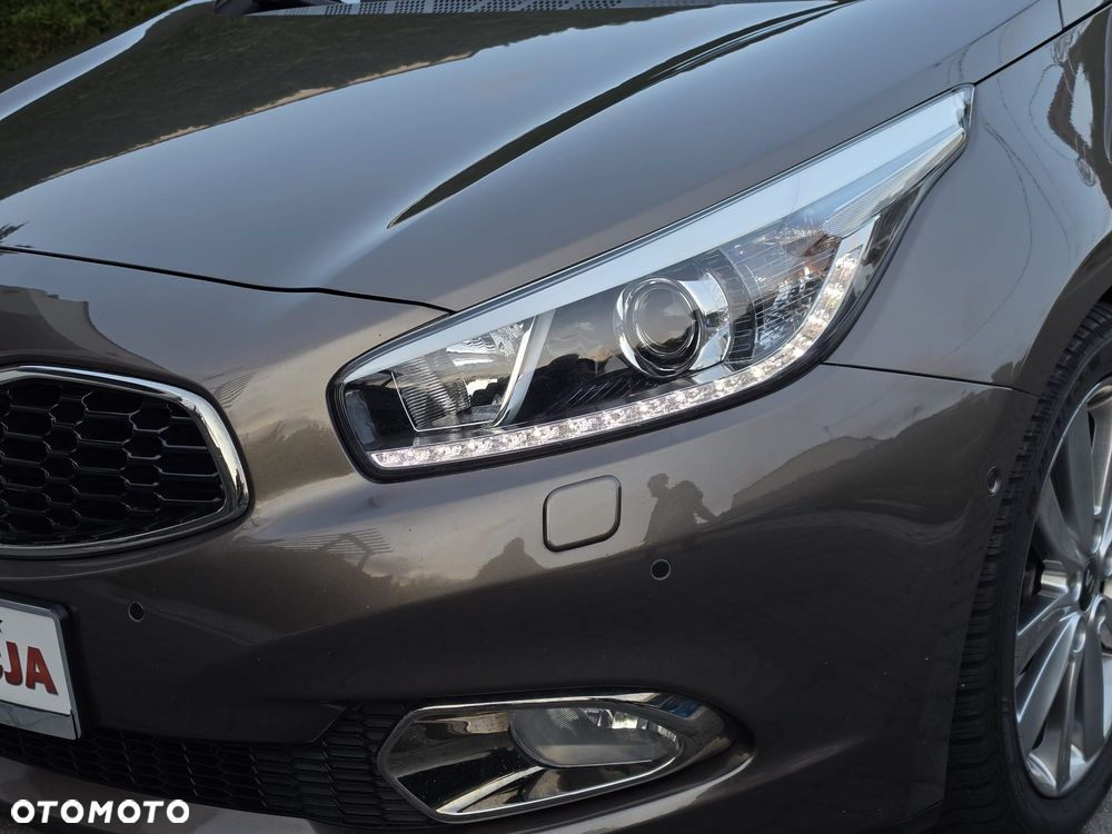 Kia Ceed 1.6 GDI DCT Platinum Edition - 4