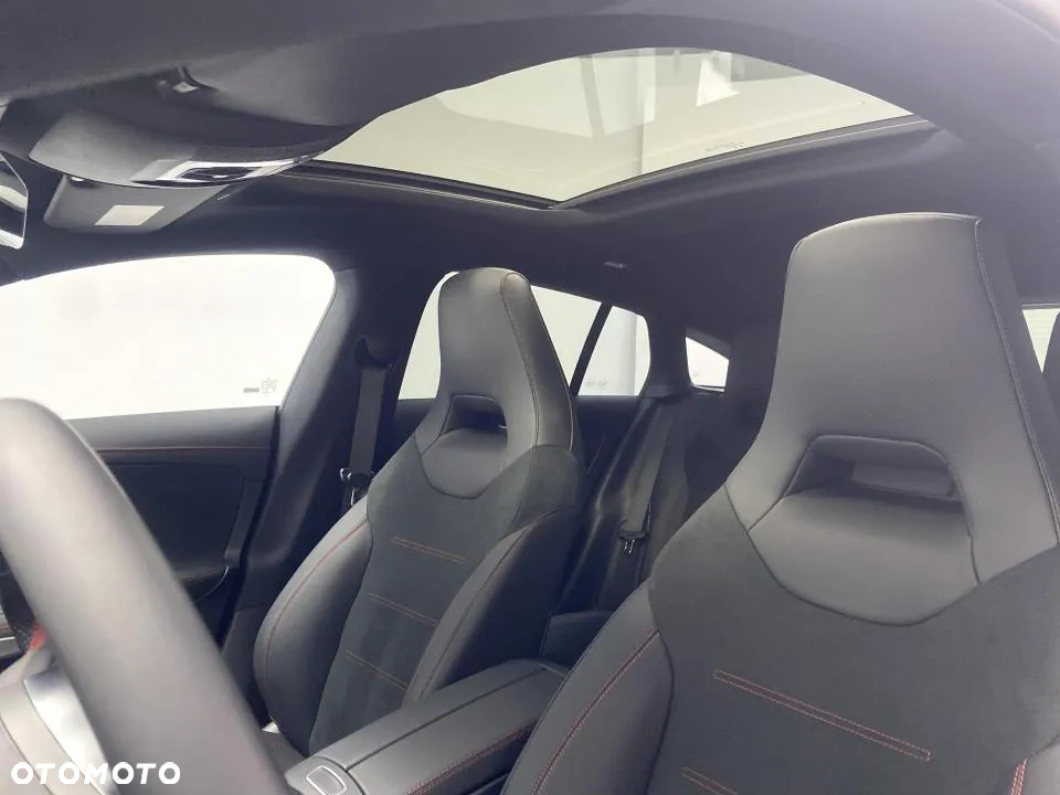 Mercedes-Benz CLA 200 d 4-Matic AMG Line 8G-DCT - 8