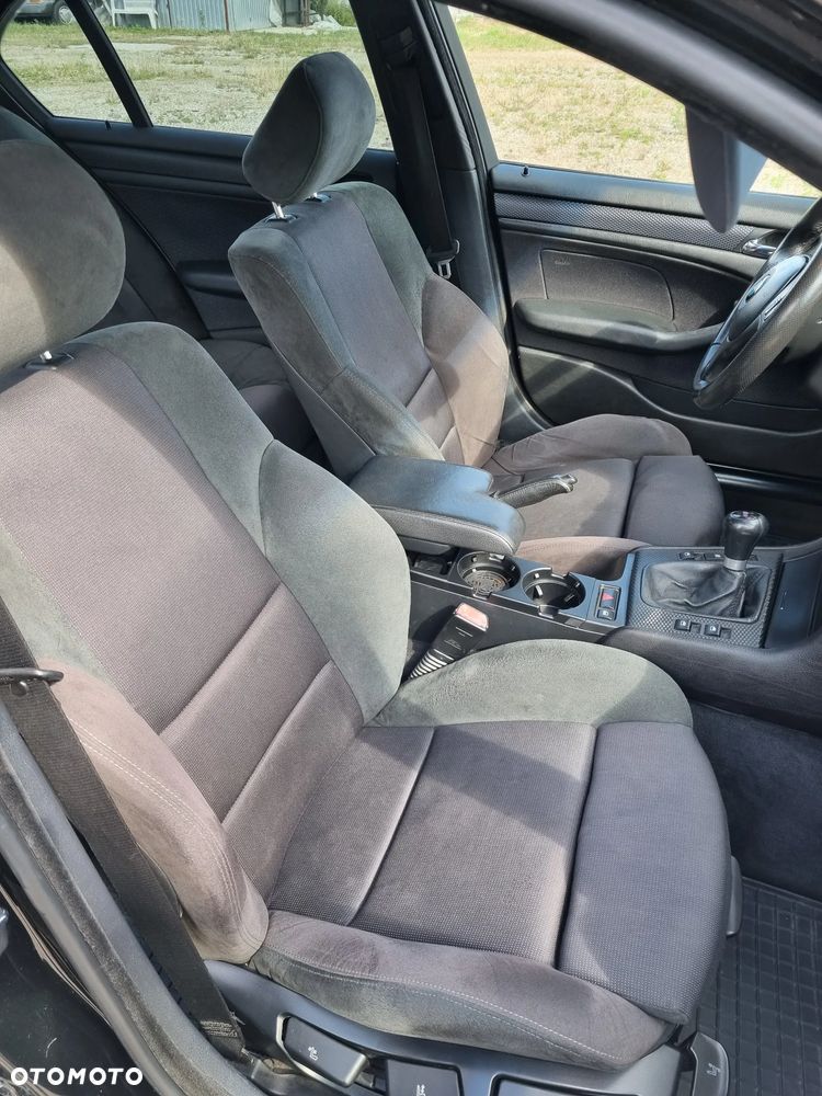 BMW Seria 3 330i - 11