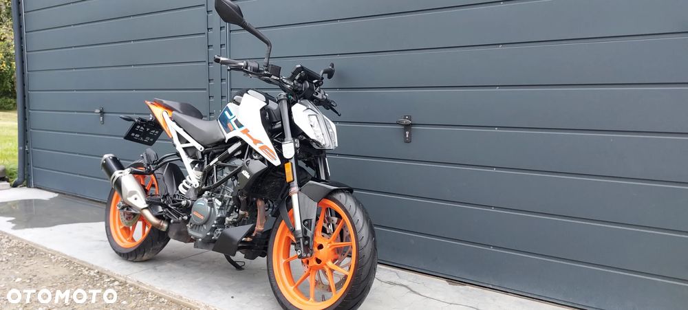 KTM Duke 125 - 26