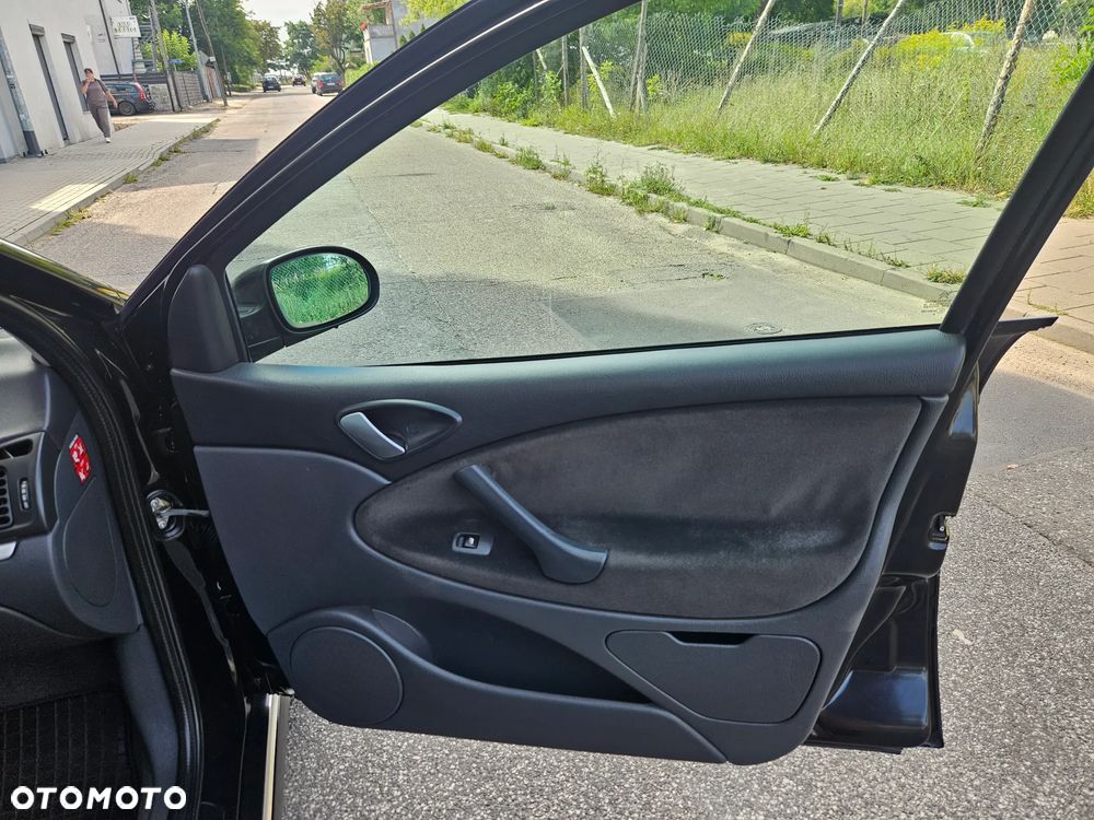 Citroën C5 2.0 16V Exclusive - 19