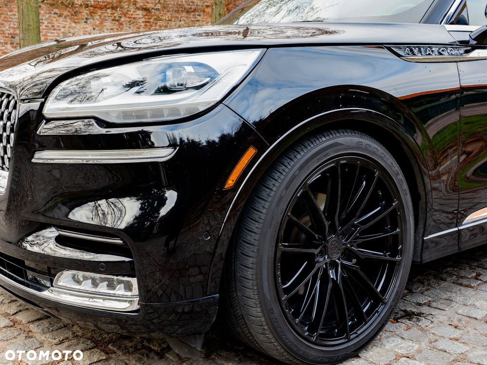 Lincoln Aviator - 16