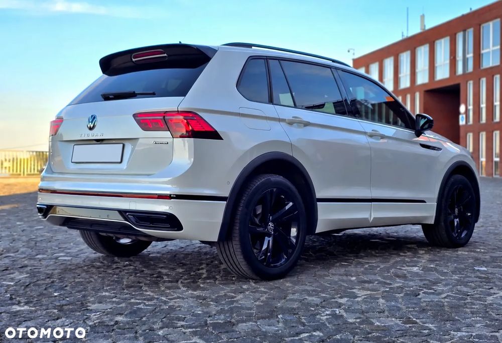 Volkswagen Tiguan - 5