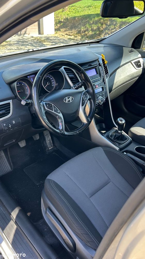 Hyundai i30 blue 1.6 CRDi Classic - 9