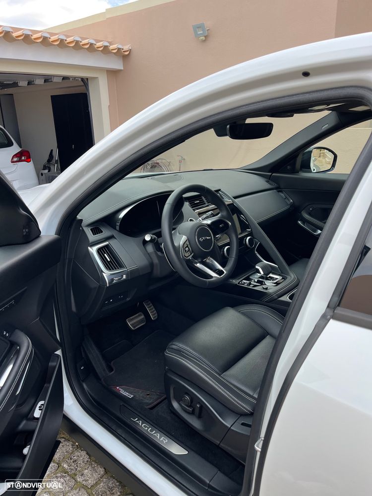 Jaguar E-Pace - 6