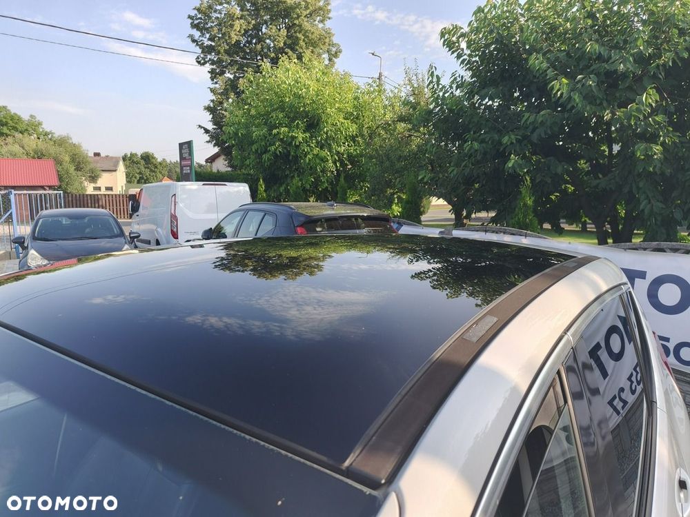 Peugeot 3008 HDi FAP 150 Family - 4