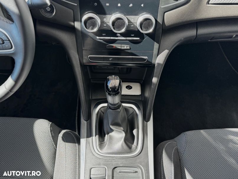 Renault Megane TCe GPF Zen - 11