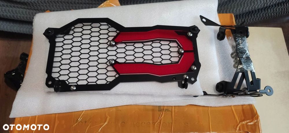 OSŁONA LAMPY BMW R1200GS LC ADVENTURE R125GS NOWE - 5