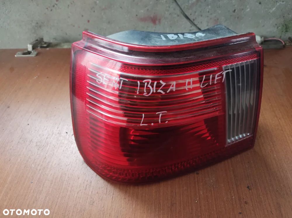 Seat ibiza 6L lampa tył karoseryjna  lewa prawa - 2