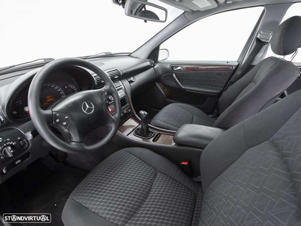 Mercedes-Benz C 220 - 7