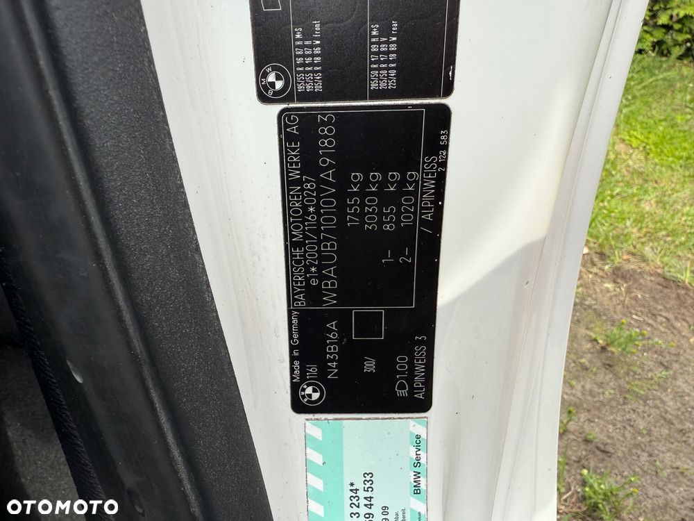 BMW Seria 1 116i - 12