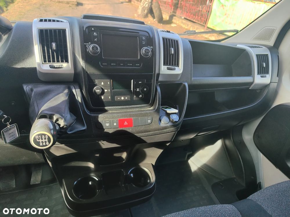 Fiat Ducato  Brygadówka 7 osób - 16