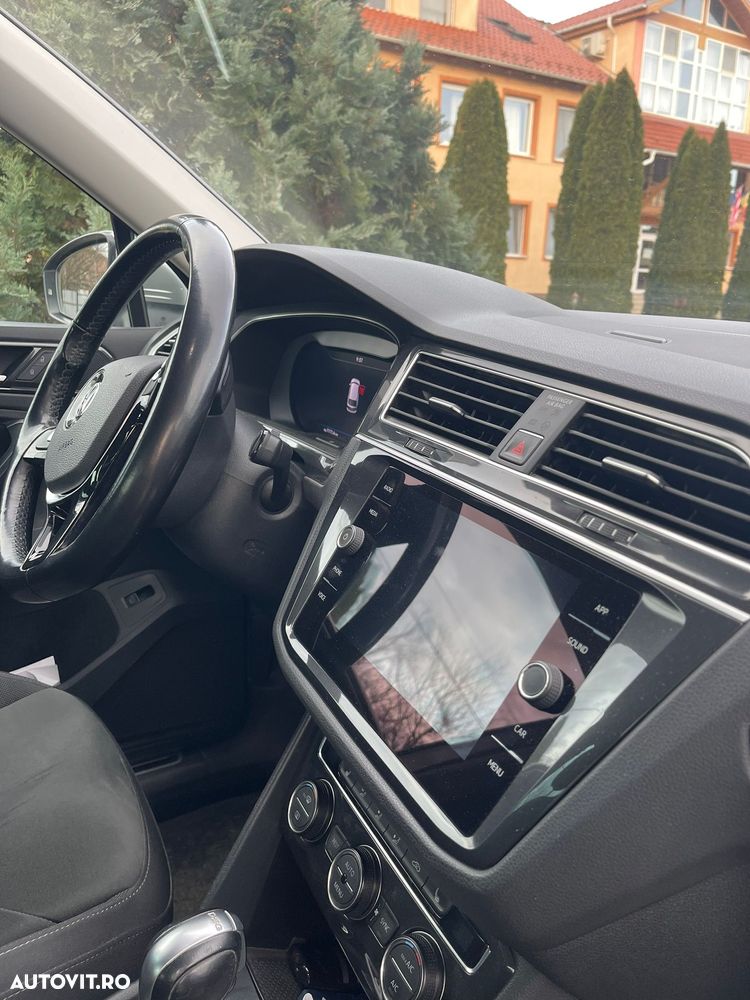 Volkswagen Tiguan 2.0 TDI 4Mot DSG Highline - 11