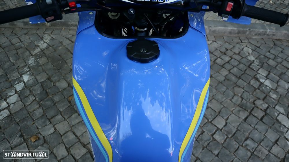 Yamaha XT750Z Super Tenere - 45