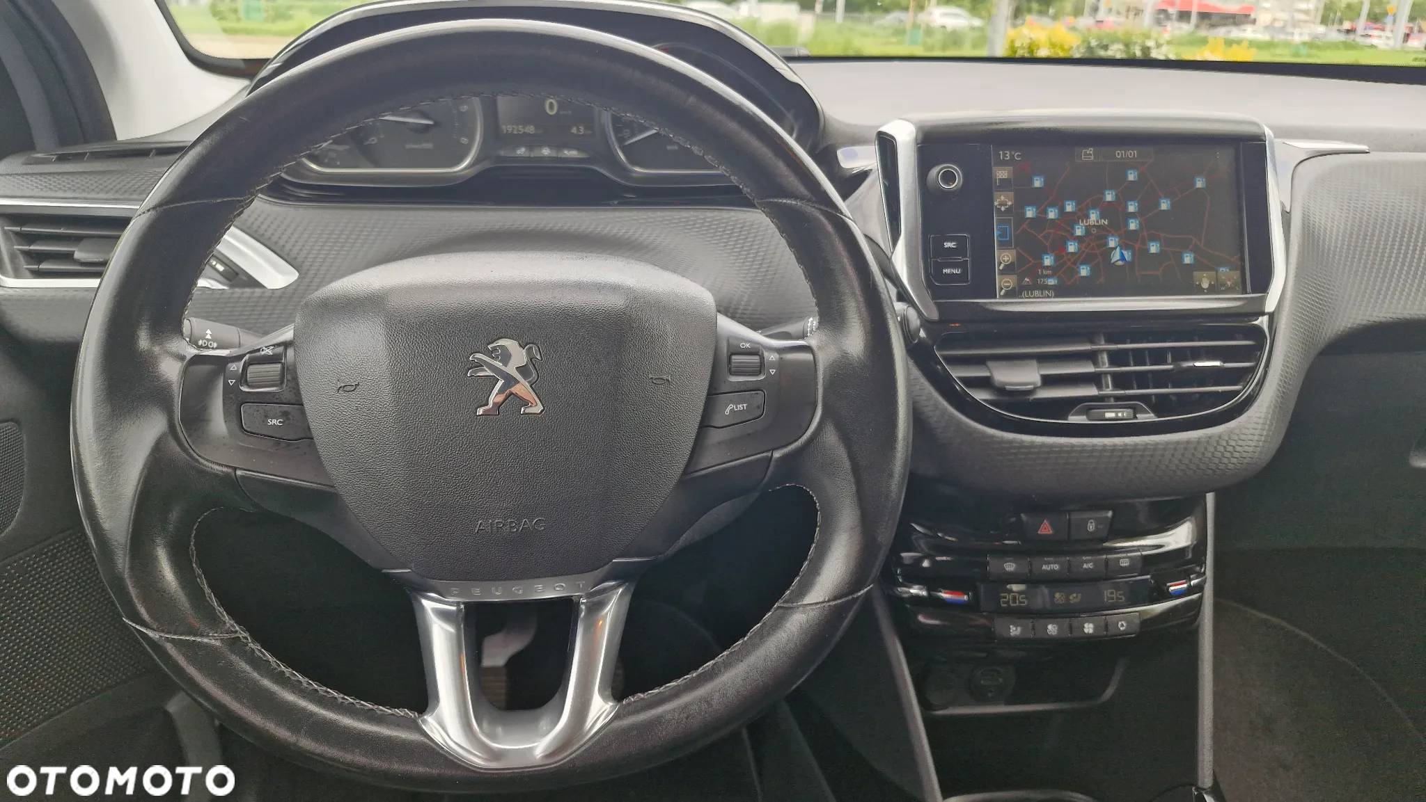 Peugeot 2008 1.6 BlueHDi Allure - 21