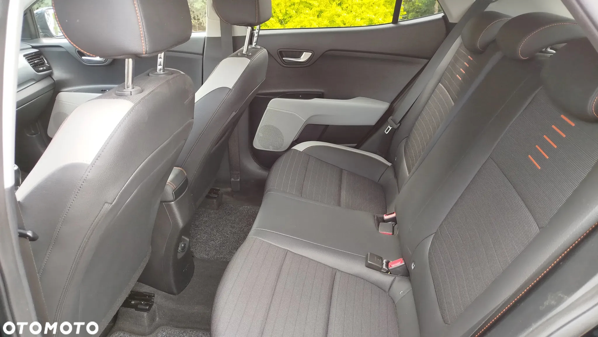 Kia Stonic - 15