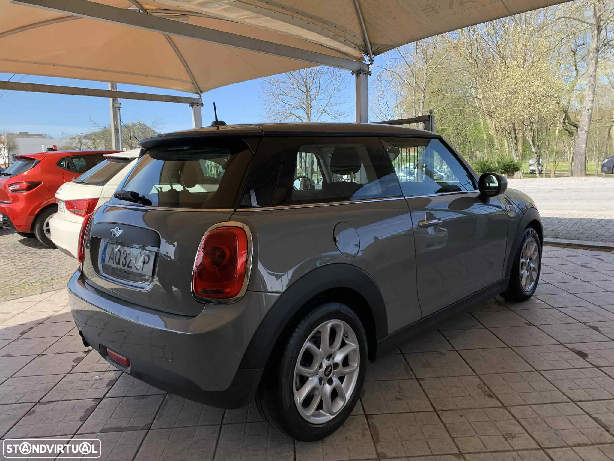 MINI 3 Portas One D - 4