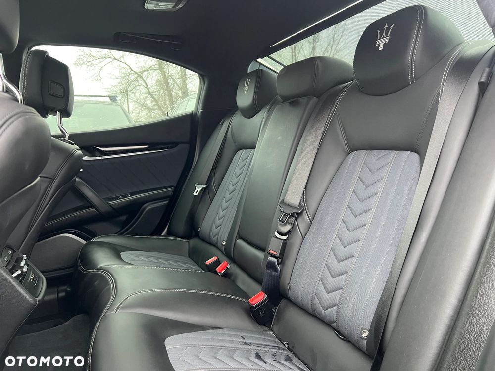 Maserati Ghibli - 25