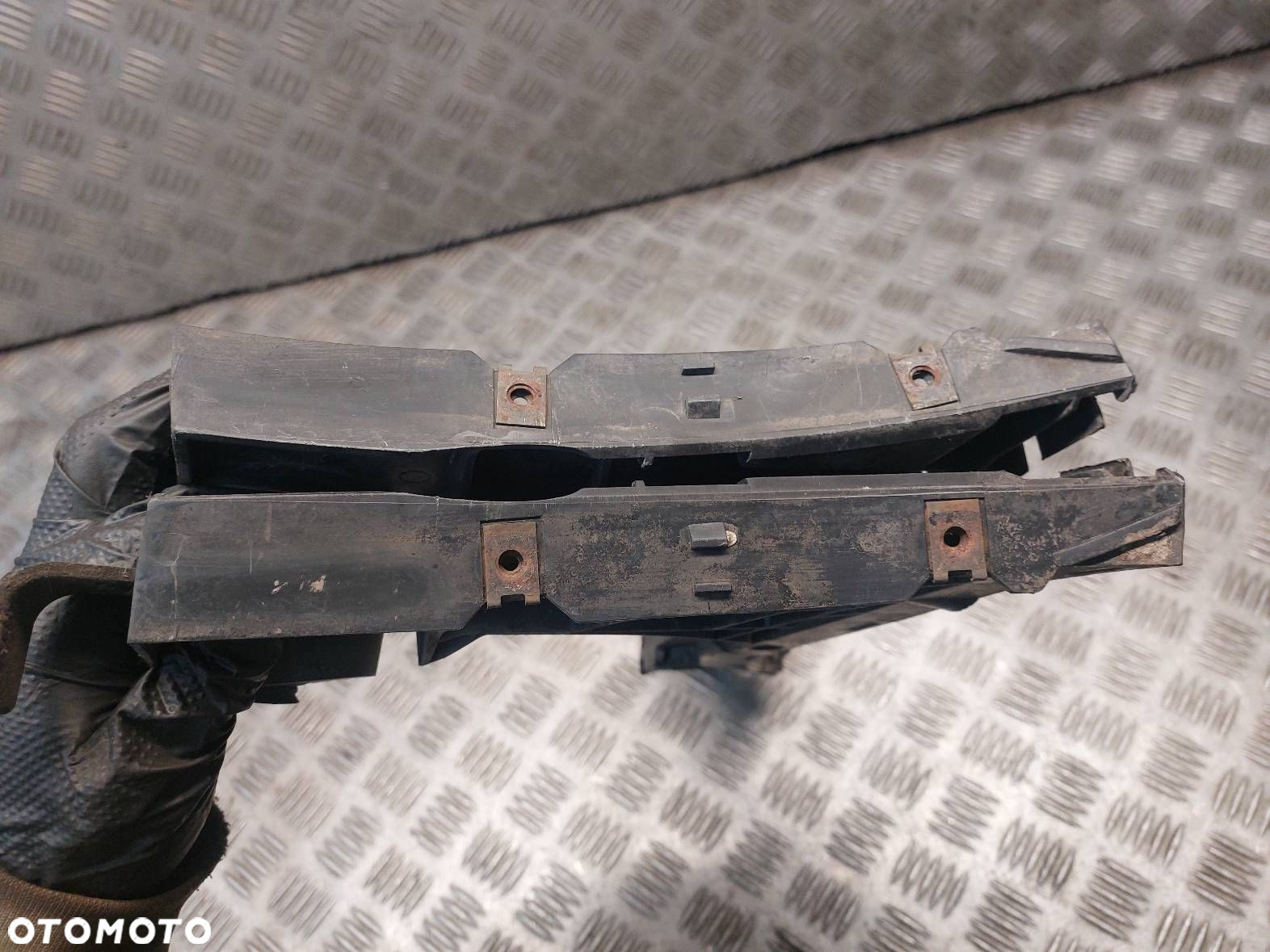 ŚLIZGI ZDERZAKA TYŁ PRAWY + LEWY VOLVO XC60 I 30764698 30764697 - 4