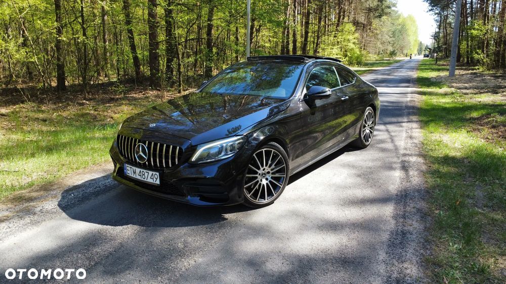 Mercedes-Benz Klasa C 200 4Matic 9G-TRONIC AMG Line - 1
