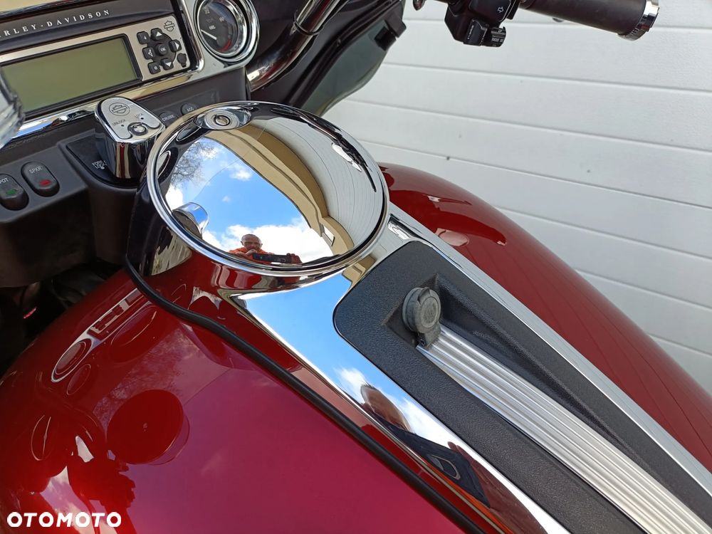 Harley-Davidson FLHTCU Ultra - 34