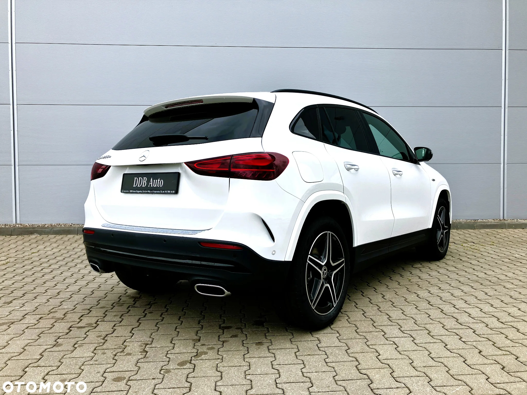 Mercedes-Benz GLA 250 e PHEV AMG Line 8G-DCT - 3