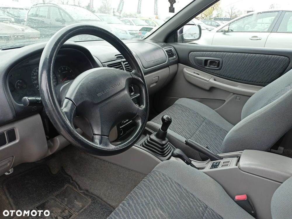 Subaru Impreza - 6