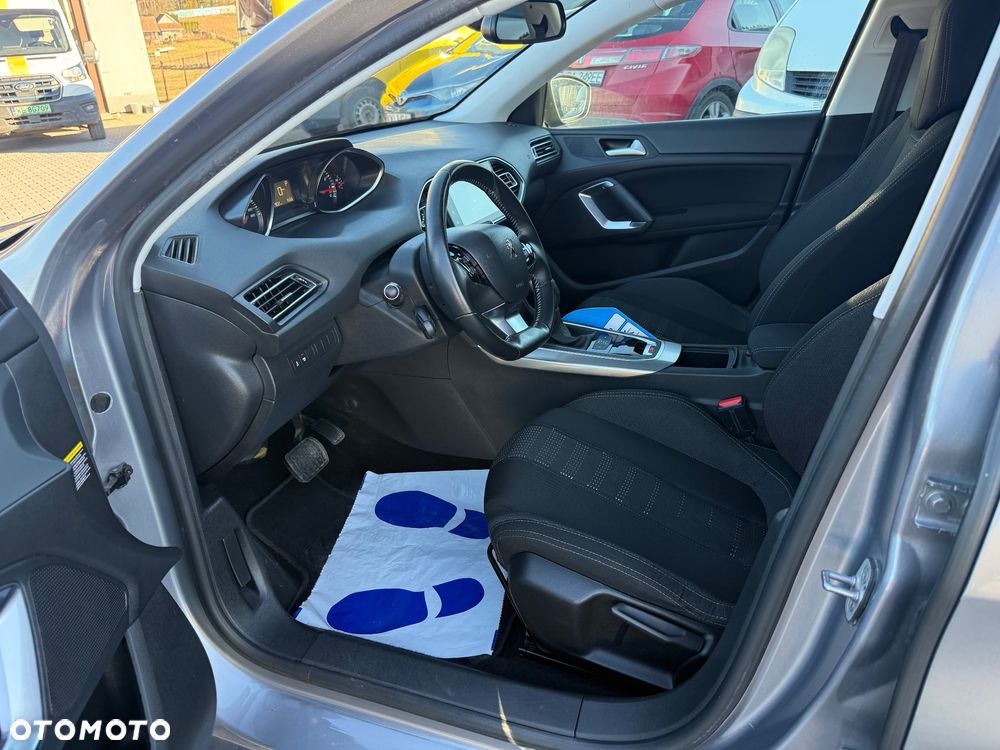 Peugeot 308 PureTech 130 EAT6 Stop & Start Allure - 10