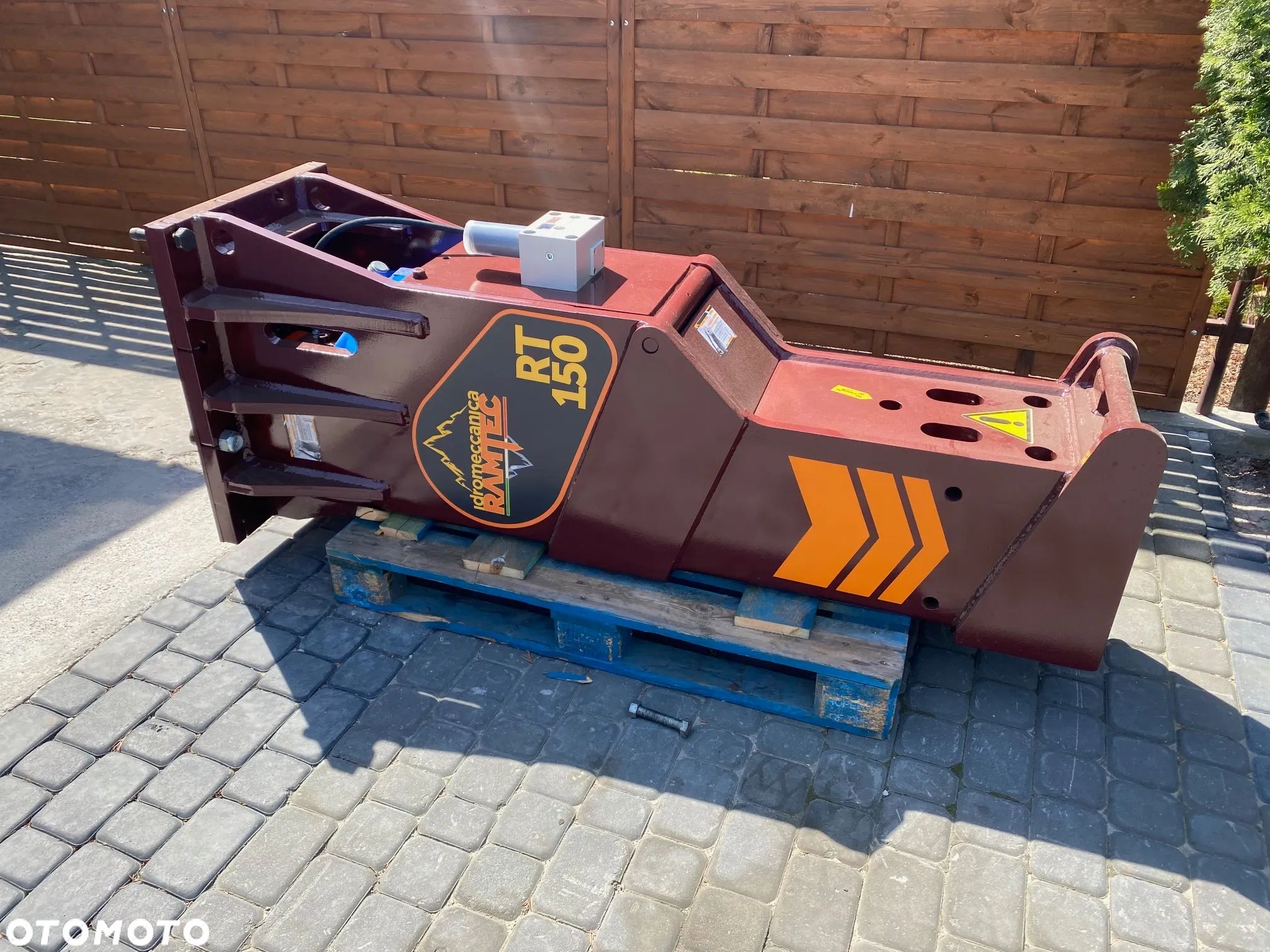Młot hydrauliczny wyburzeniowy RAMTEC RT 150, 2400 KG - 1