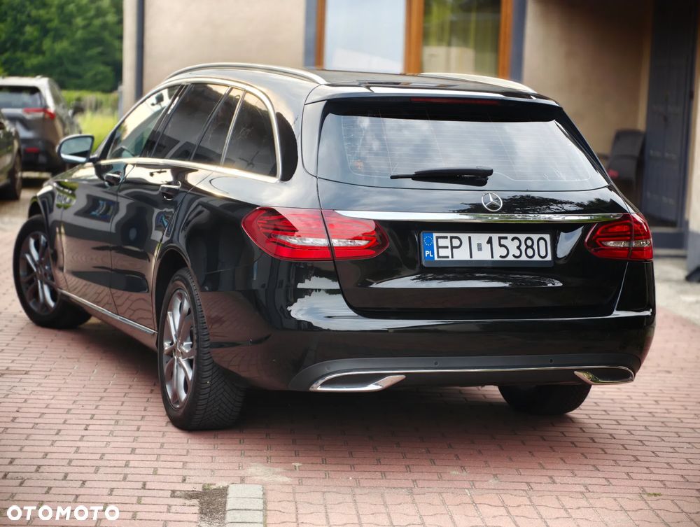 Mercedes-Benz Klasa C 220 d 9G-TRONIC - 16