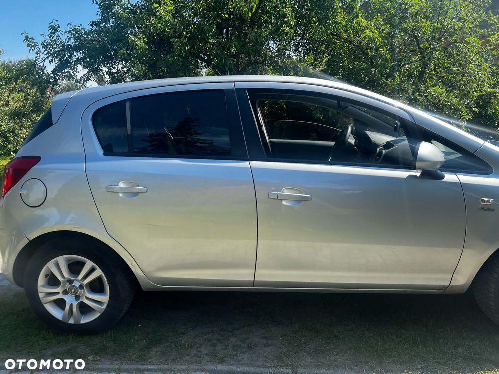 Opel Corsa 1.4 Color Edition - 3