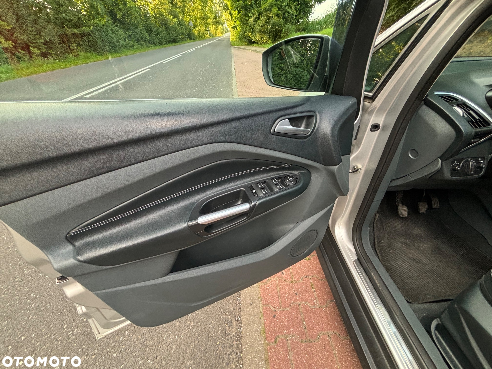 Ford C-MAX 1.6 TDCi Start-Stop-System Titanium - 13