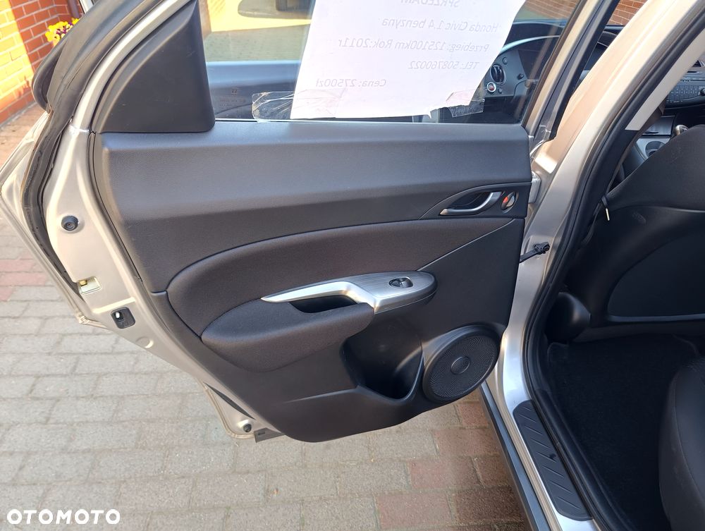 Honda Civic 1.4 i-VTEC - 15