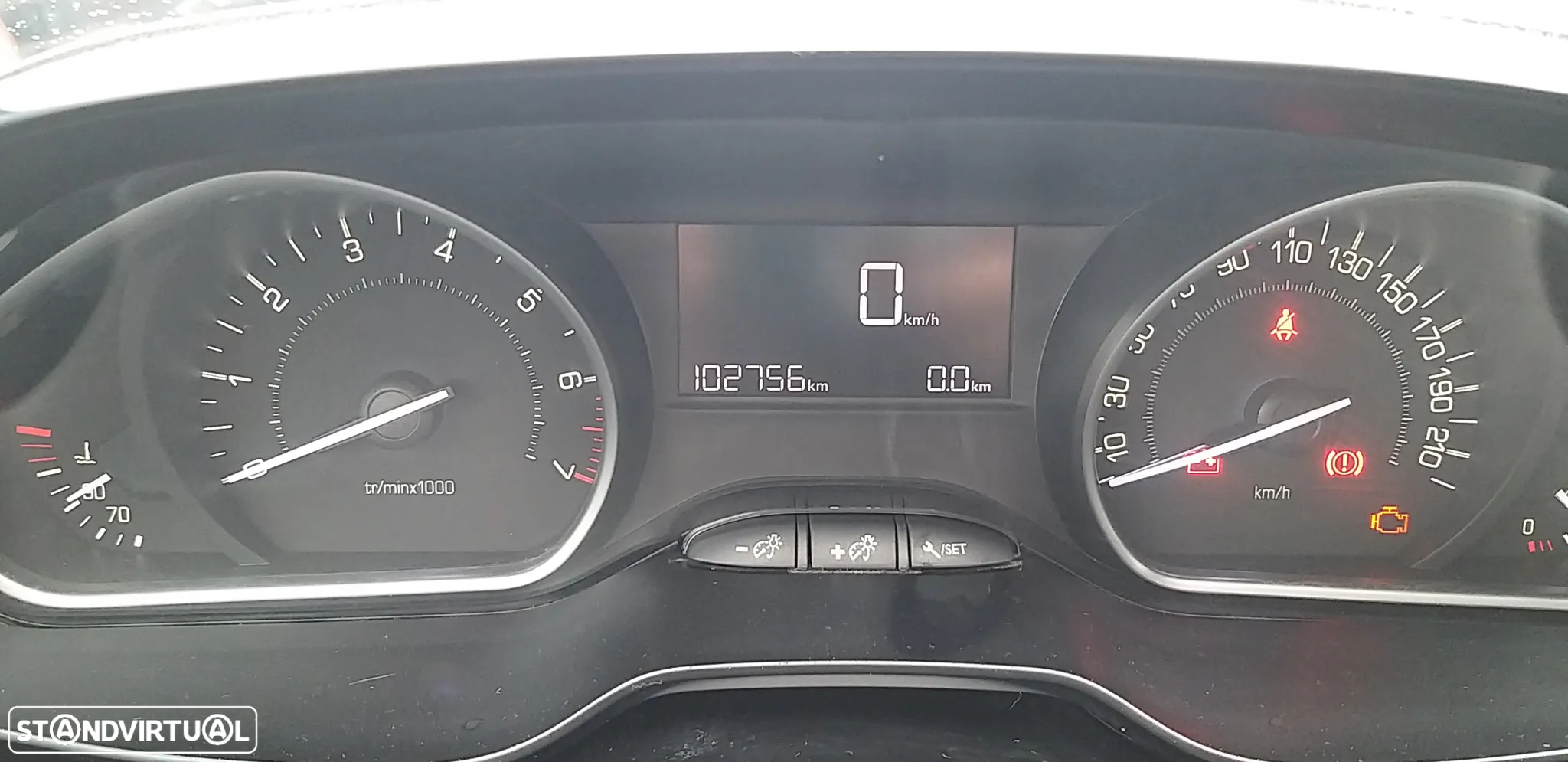 Peugeot 2008 1.2 PureTech Style - 10