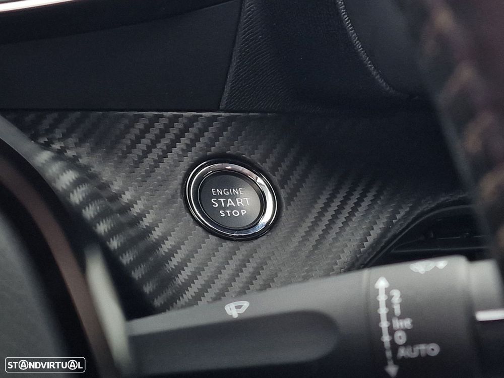 Peugeot 2008 1.2 PureTech Allure Pack - 23