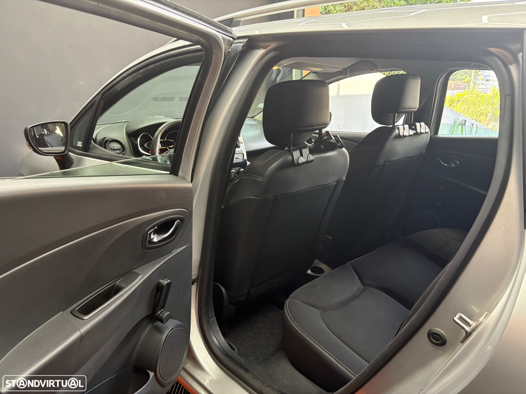 Renault Clio Sport Tourer 0.9 TCE Limited - 35