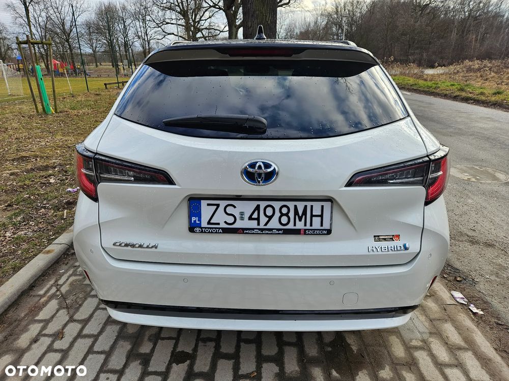 Toyota Corolla 1.8 Hybrid Executive - 6