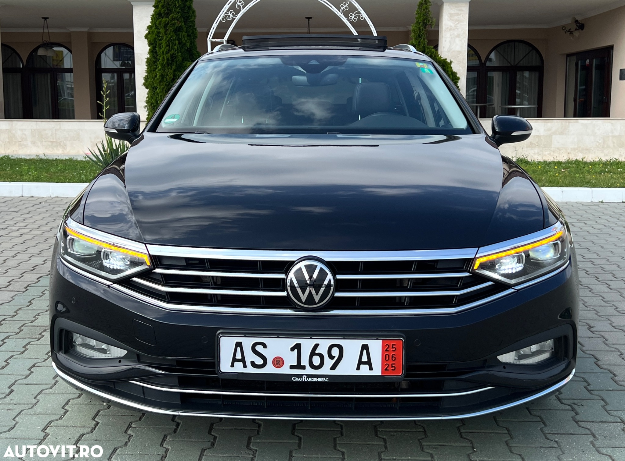 Volkswagen Passat Variant 2.0 TDI DSG Elegance - 24