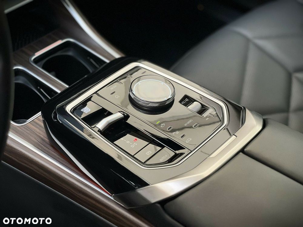 BMW Seria 7 - 14