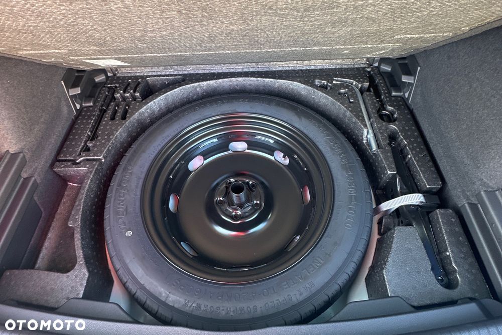Volkswagen Tiguan - 22