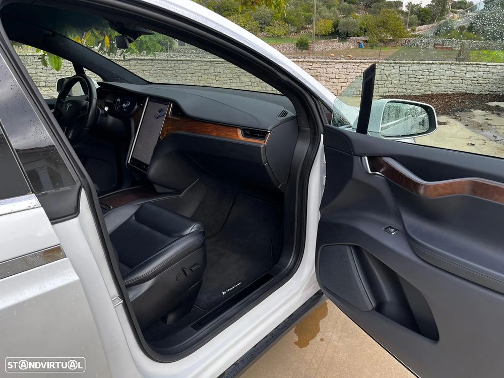 Tesla Model X 100 kWh Long Range AWD - 14
