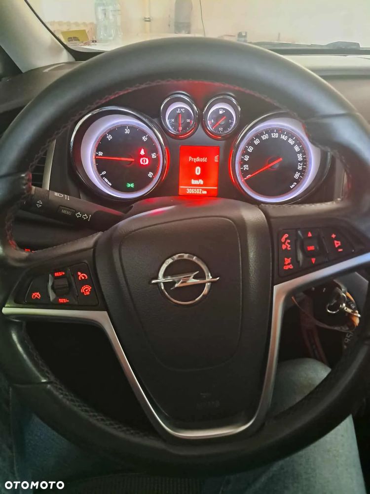 Opel Astra - 8