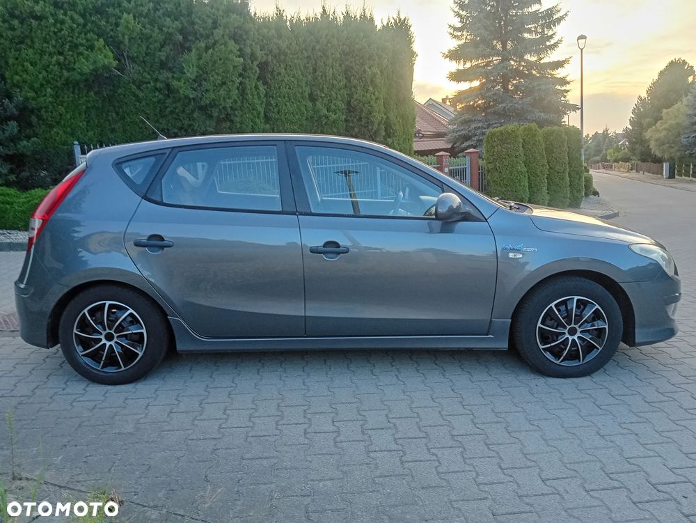 Hyundai i30 i30cw 1.4 FIFA WM Edition - 5