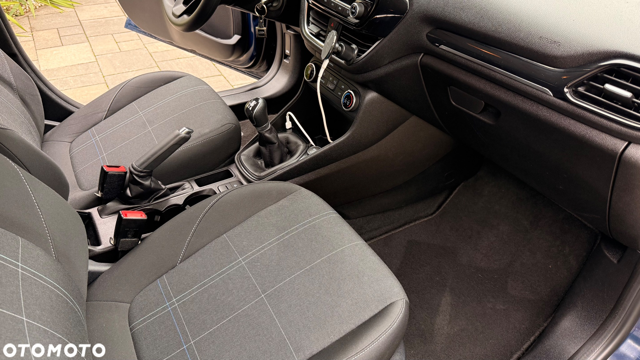 Ford Fiesta 1.1 SYNC Edition - 12
