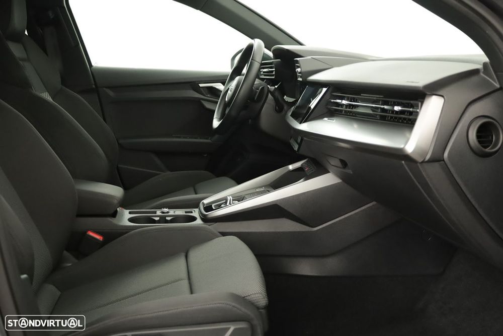 Audi A3 Sportback 45 TFSIe S line - 22
