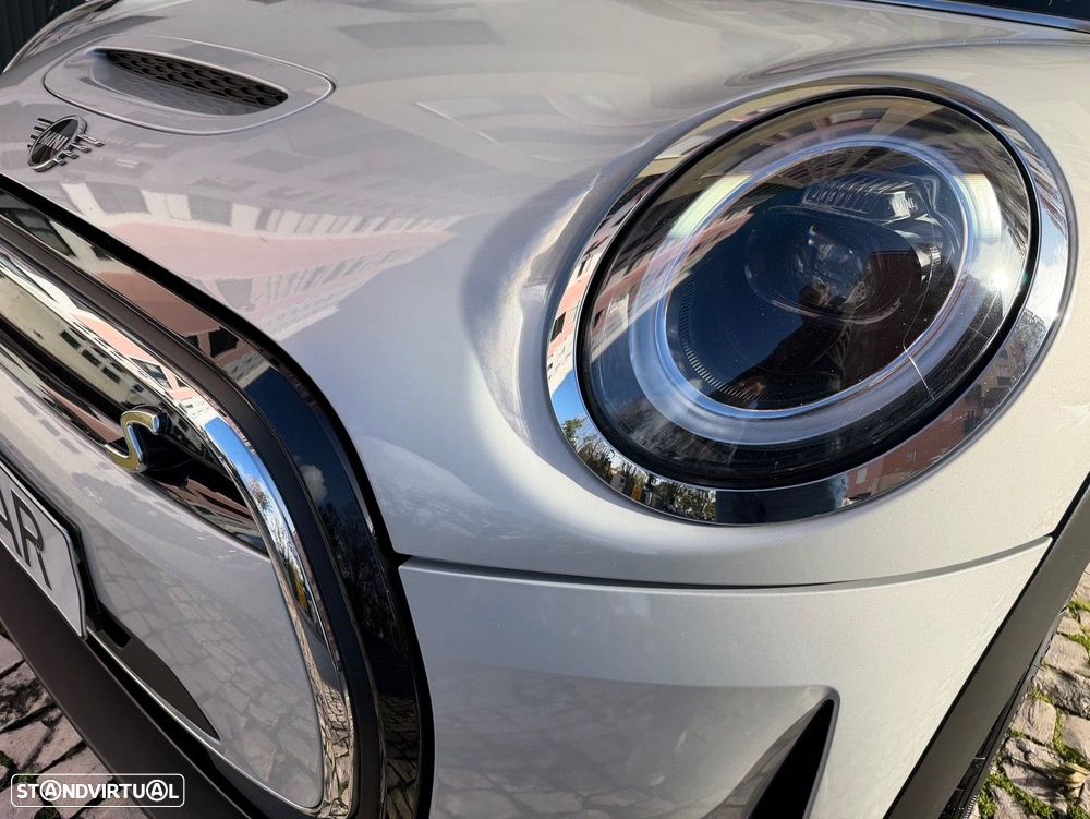 MINI 3 Portas Cooper SE - 16