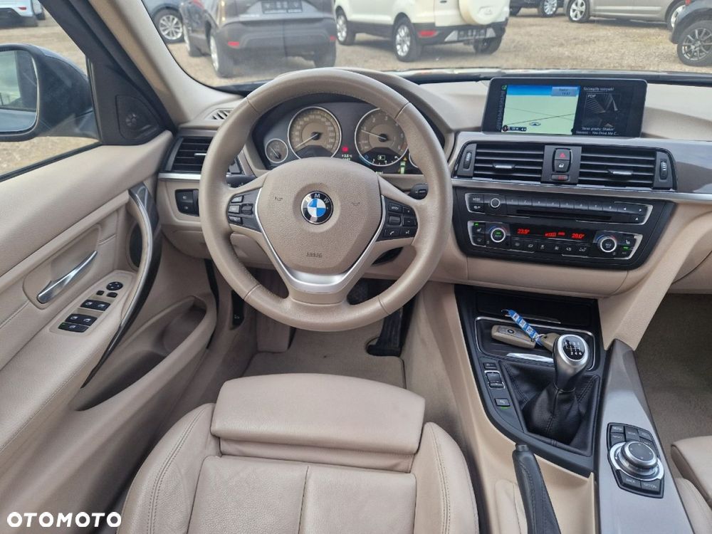 BMW Seria 3 - 17